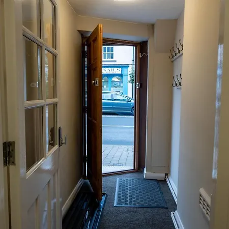 בית נופש Forrest's Yard Townhouse *